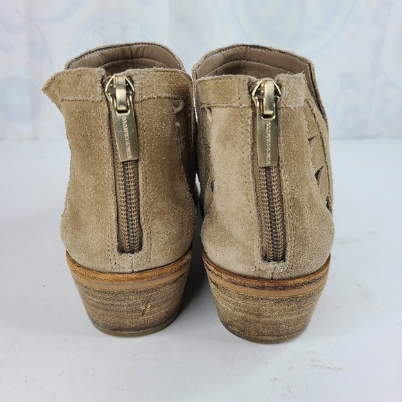 Vince Camuto Peera brown leather ankle boots w/cutouts size 8 - Picture 11 of 15